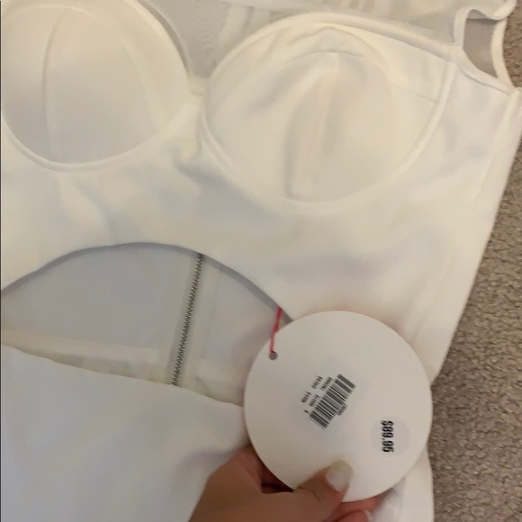 Dress - Picture 2 of 5